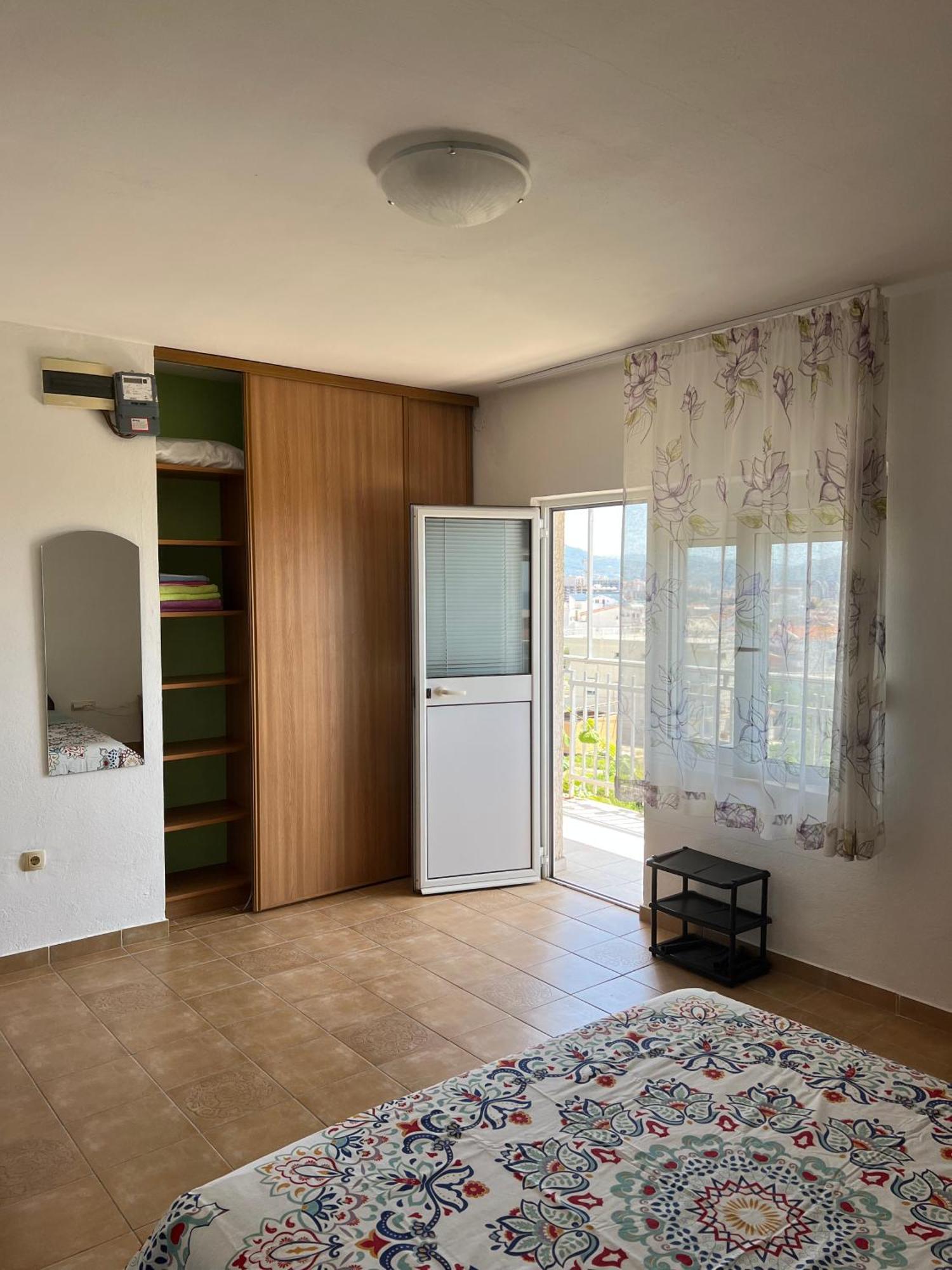 Apartment In Bar, Susanj *